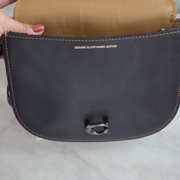 Coach Glovetanned Leather Black Saddle Bag Crossbody - Picture 7 of 13